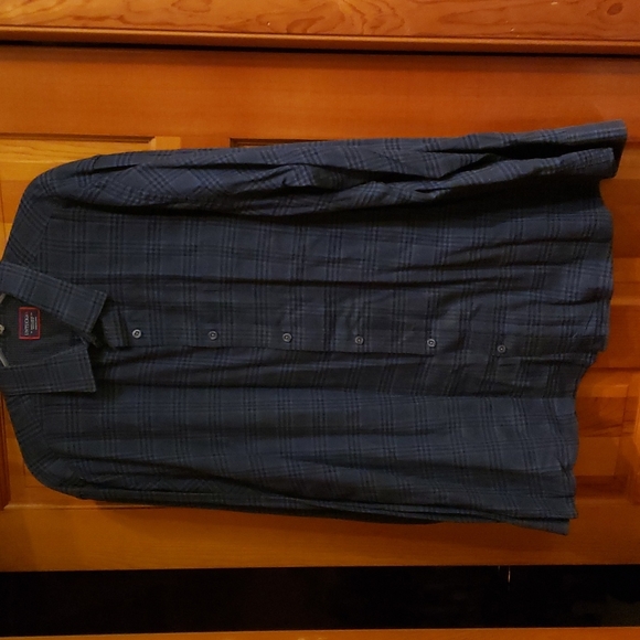 UNTUCKit Other - EUC UNTUCKit XXXL Shirt